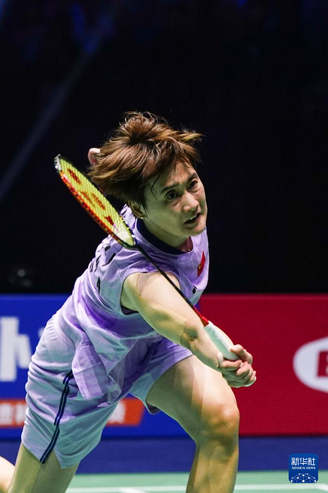 出了一系列 出了一系列