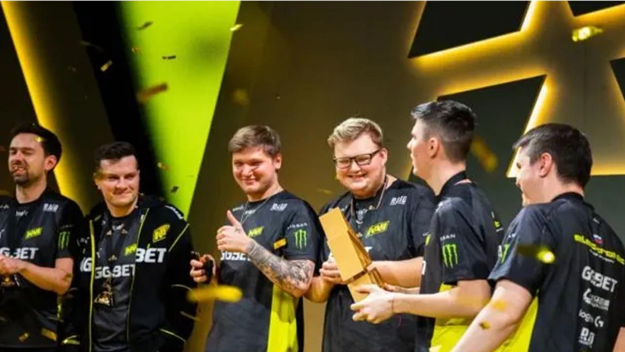 围绕四强门 围绕四强门